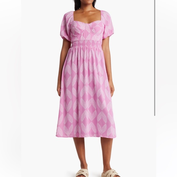 Dresses & Skirts - Elegant Pink Patterned Dress